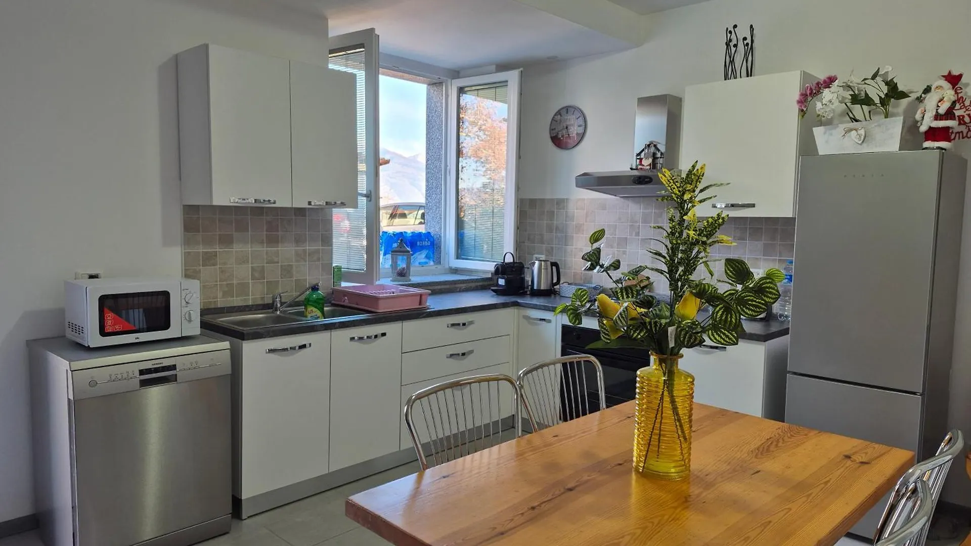 Le Mimose Holiday House Di Como - غْرانداتي