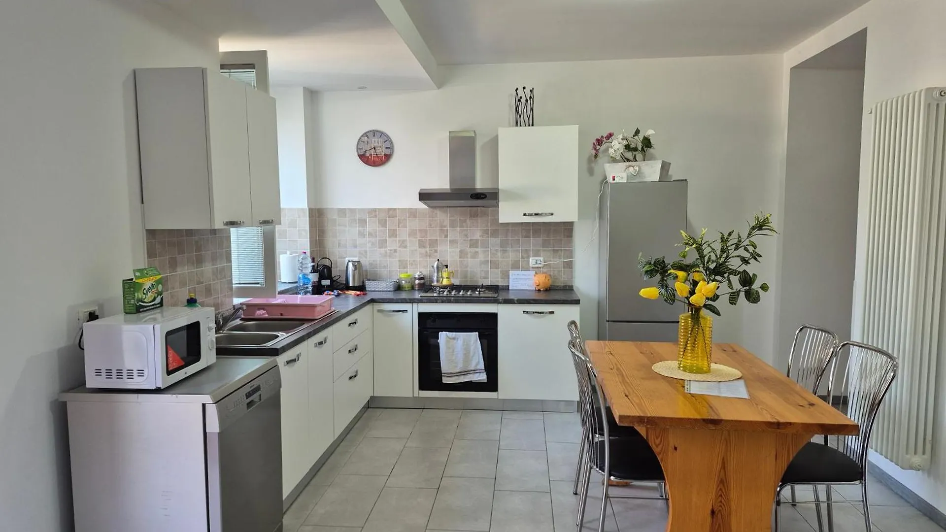 Le Mimose Holiday House Di Como - غْرانداتي